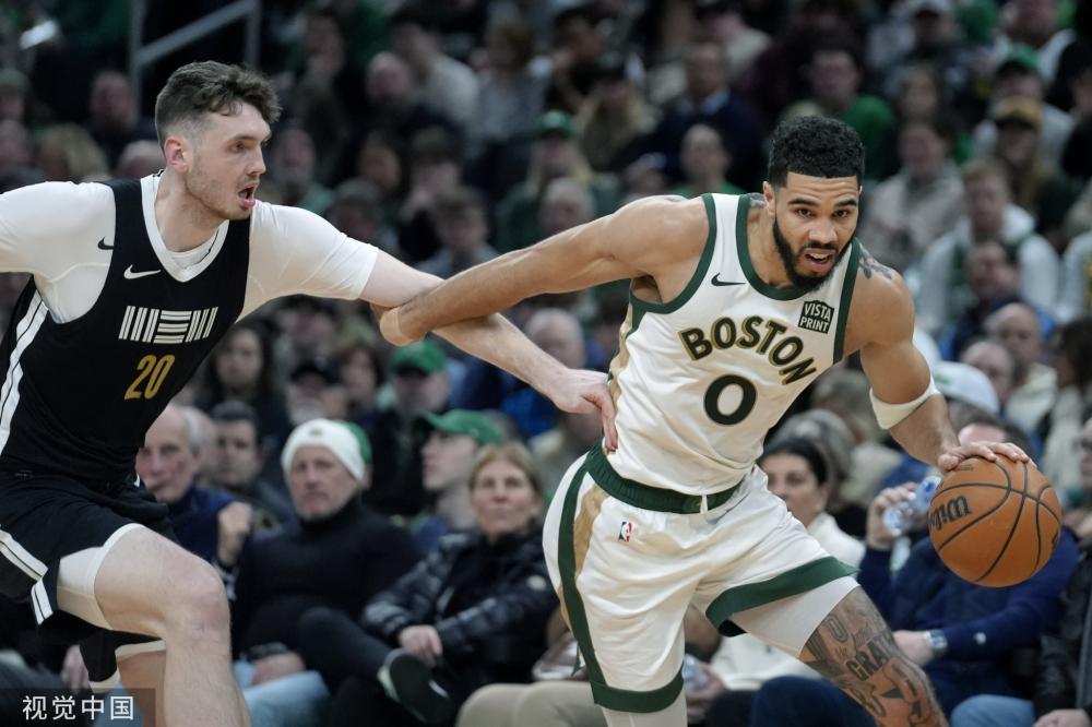 而且各自拥 而且各自拥